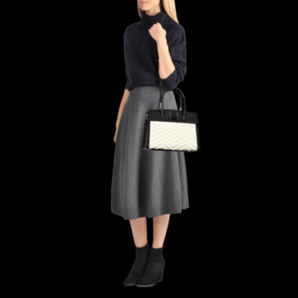 🆕️Dkny  Sharon satchel - Picture 6 of 8